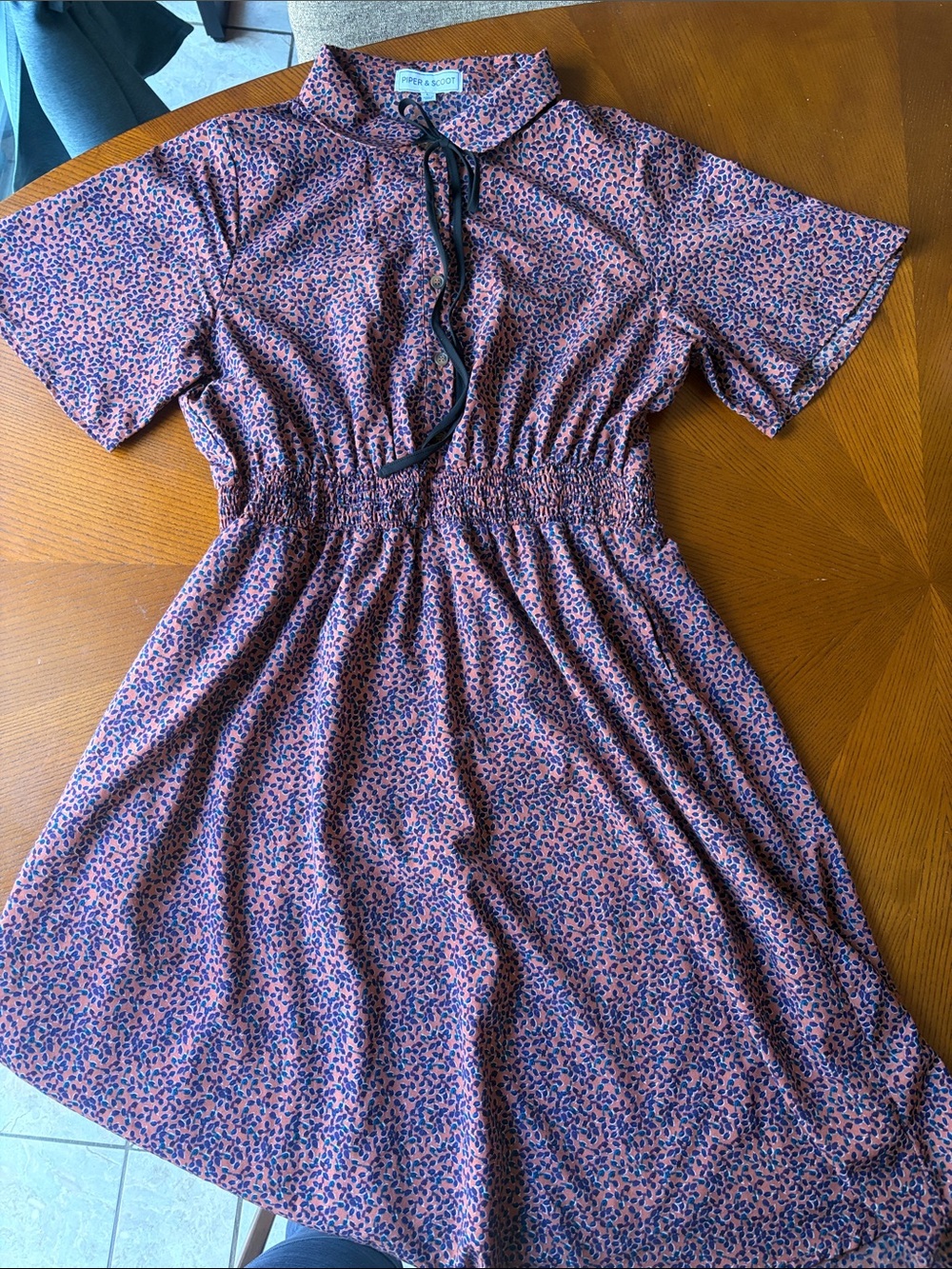 Piper and Scoot Mauve Printed Short-Sleeve Smocked Waist Midi Dress in Large